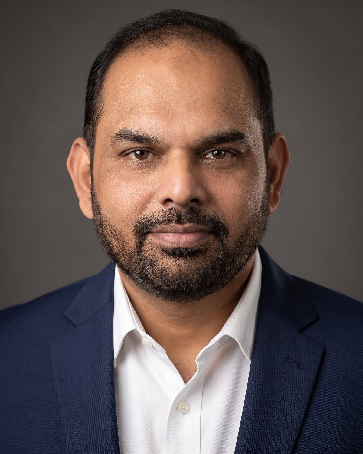 Dr Suraj Menon — portrait 6 of 21
